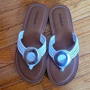 Andrea Sandal size 8